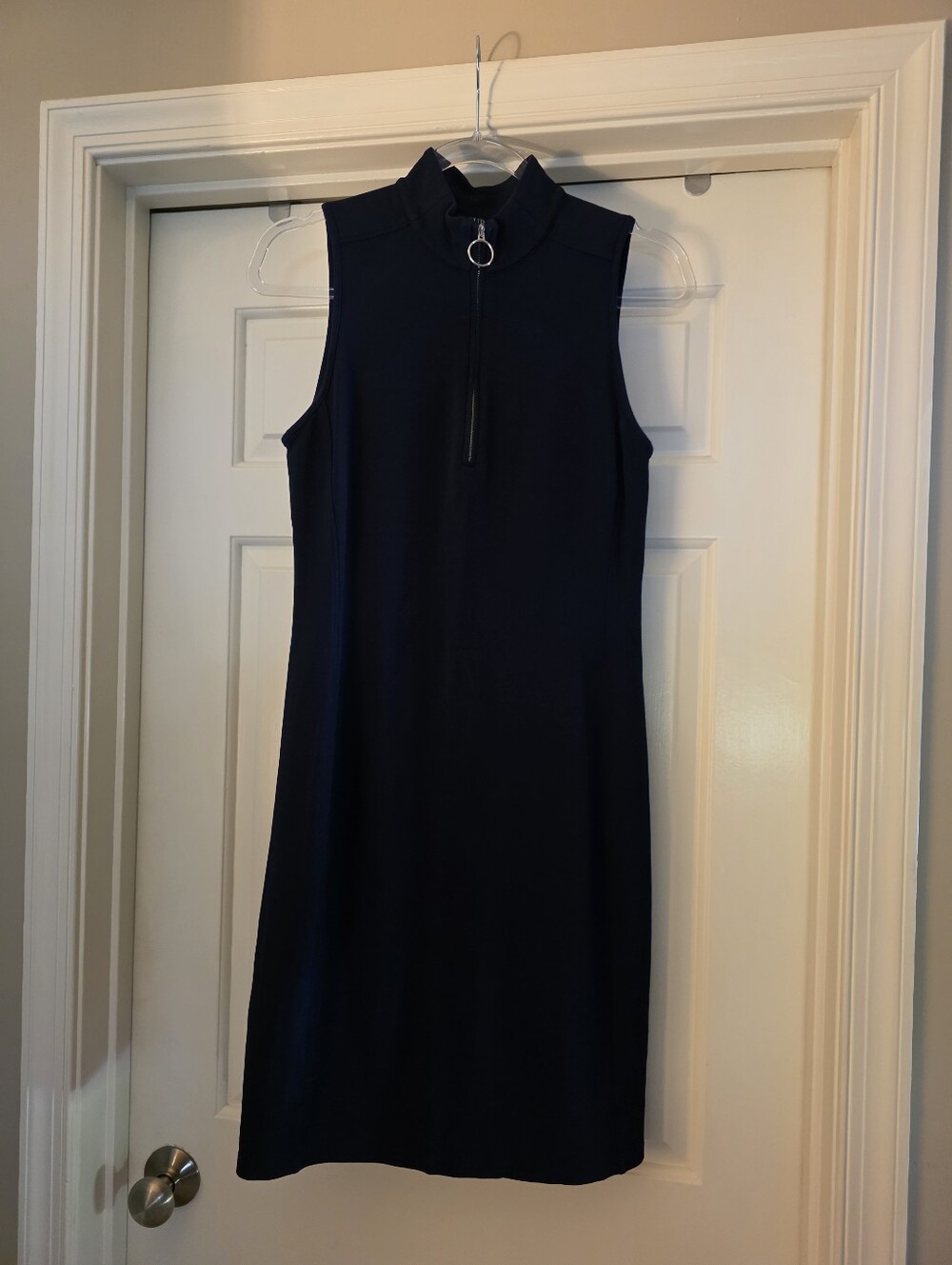 EUC Lauren Ralph Lauren Navy Pique Knit Sleeveless Dress - Medium -- STUNNING